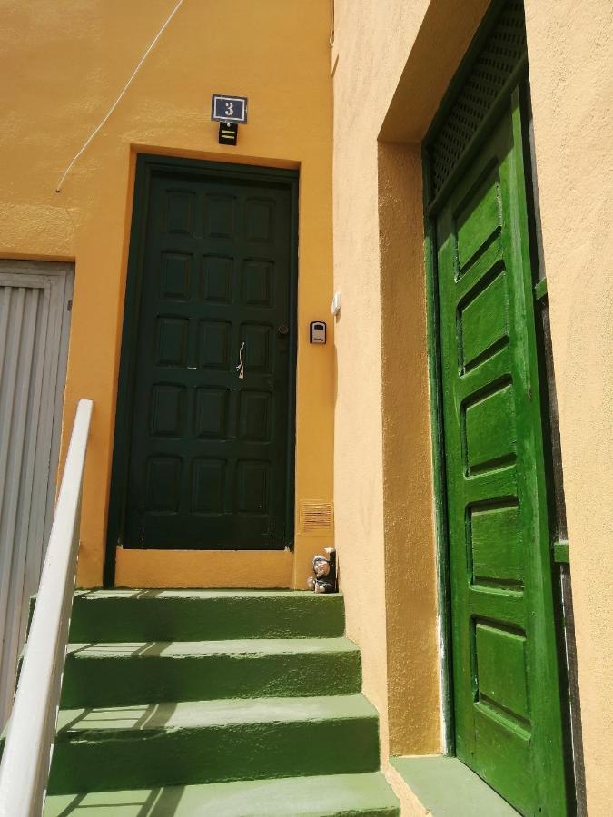 Green Village. Tony Frias. Fasnia Esterno foto