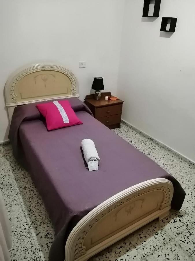 Green Village. Tony Frias. Fasnia Esterno foto