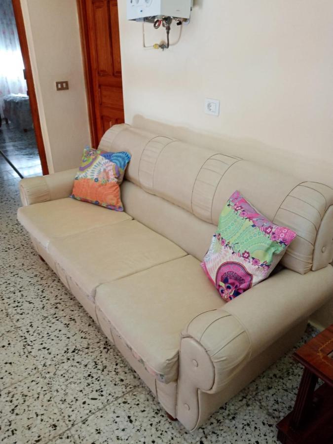 Green Village. Tony Frias. Fasnia Esterno foto