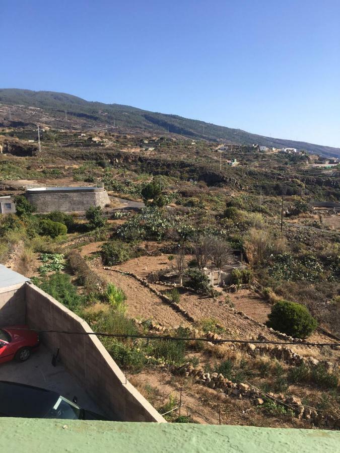 Green Village. Tony Frias. Fasnia Esterno foto