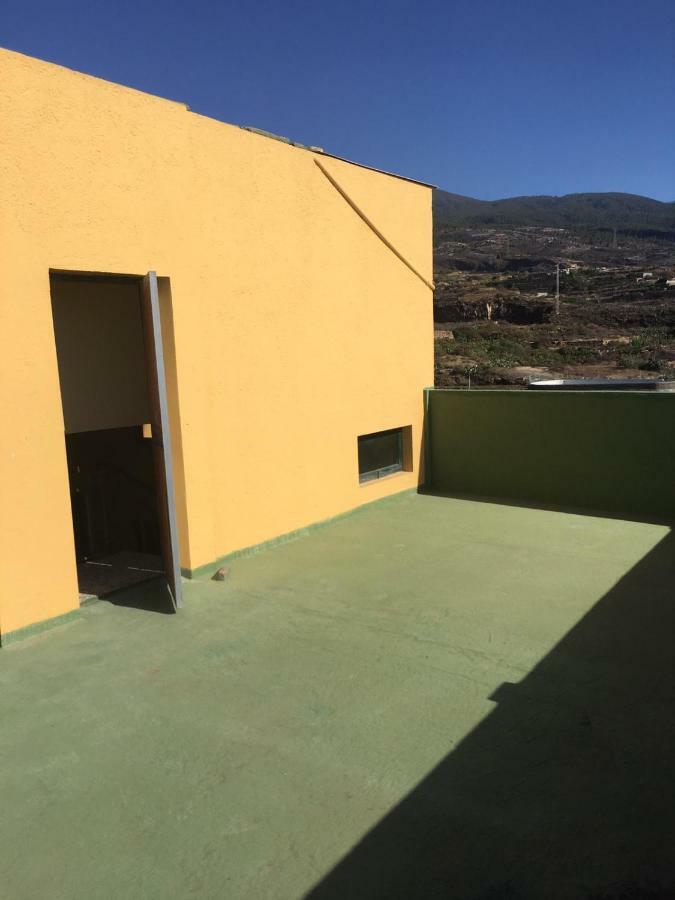 Green Village. Tony Frias. Fasnia Esterno foto